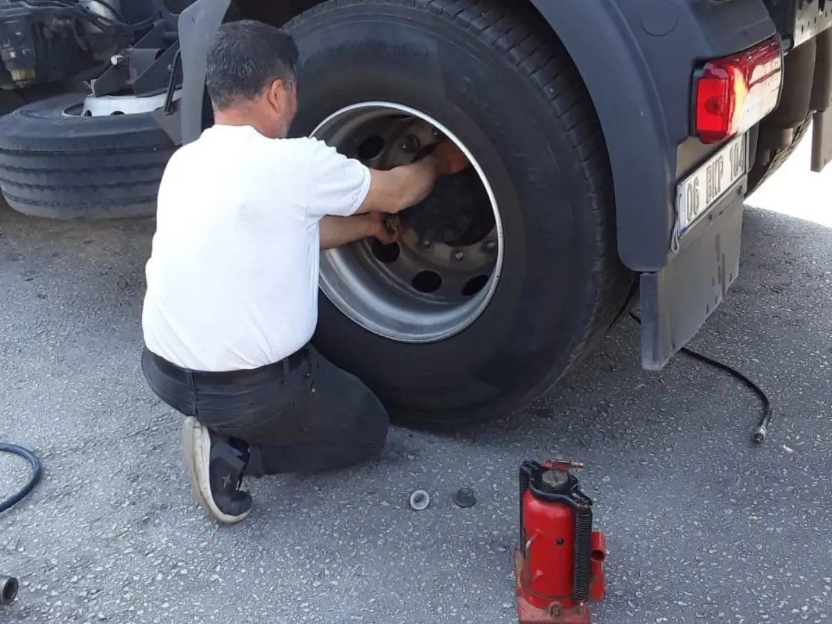 Beylikdüzü Oto Lastikçi